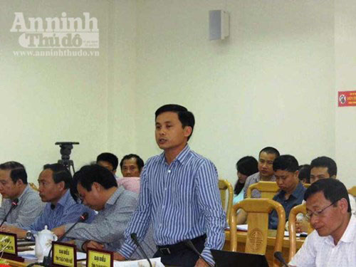 Đại diện tỉnh Thừa Thiên - Huế báo cáo tại buổi làm việc 